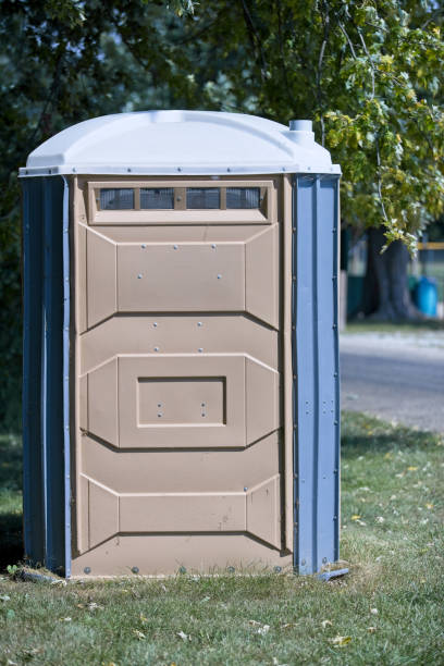 Best Local porta potty services  in De Kal, TX
